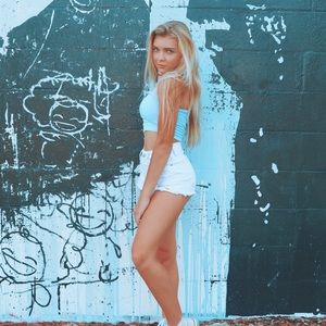 Meet your Posher, Lucy